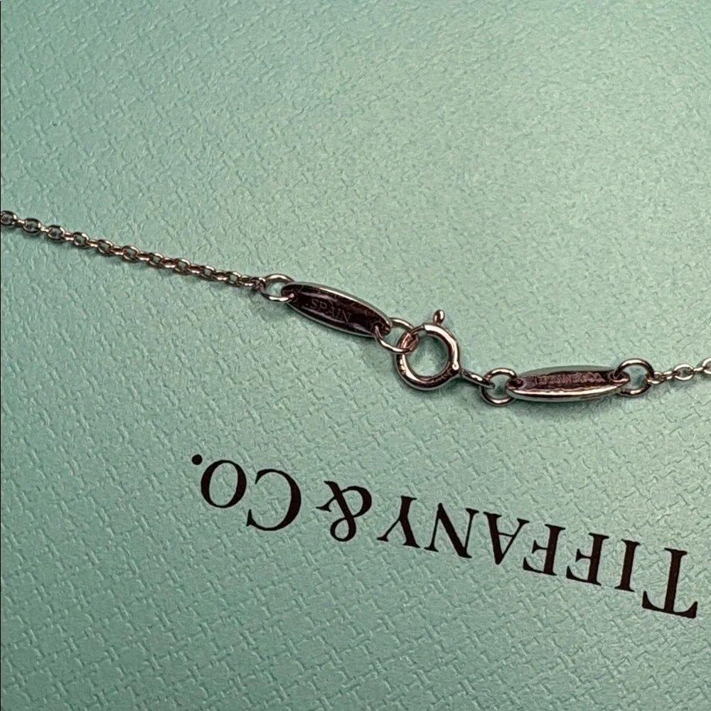 Tiffany & Co. Elsa Peretti Bean Necklace - Picture 2 of 9